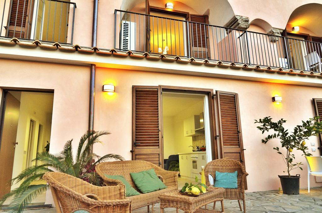 Lemon Flats Sorrento Bed & Breakfast Room photo